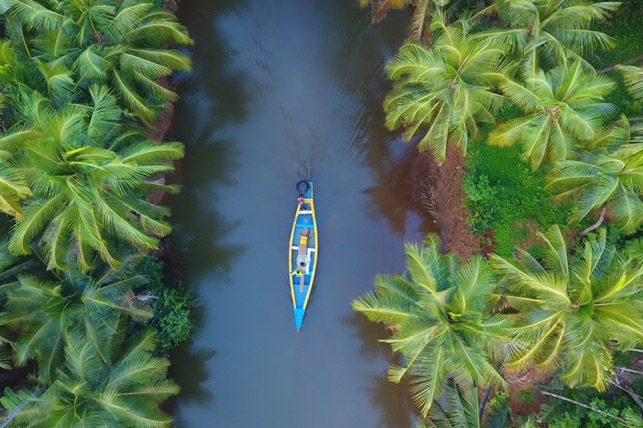 Lana Thayyil Houseboat
